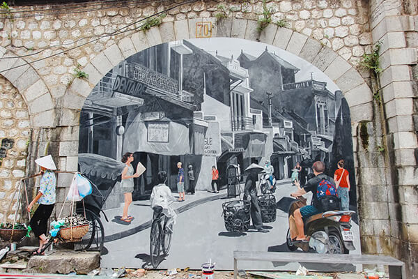phố bích họa phùng hưng hà nội