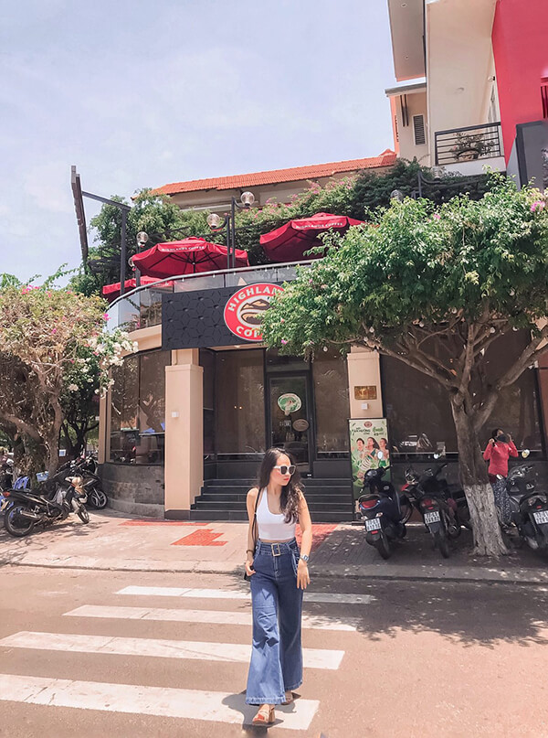 quán cà phê đẹp ở quy nhơn highlands coffee