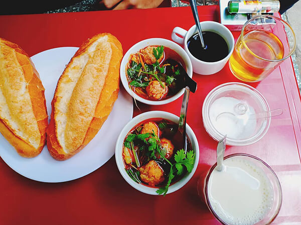 bánh mì xíu mại đà lạt