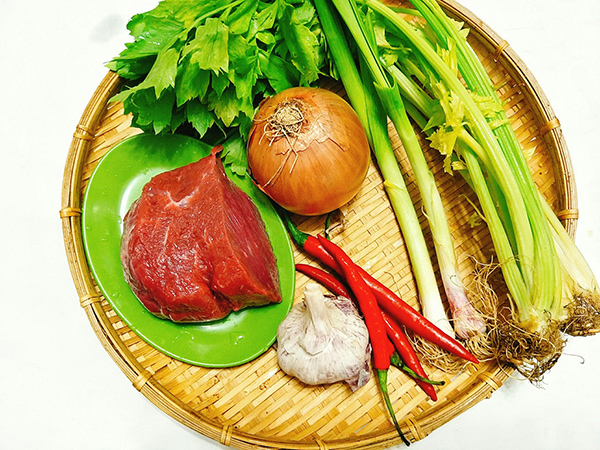 toi-hanh-tay