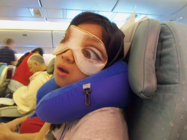 ngủ trên máy bay